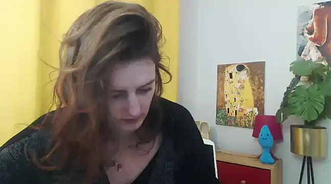 juicyNadine online show from 12.05.24