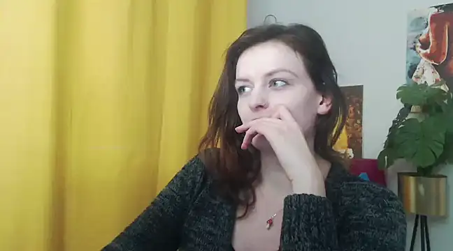 juicyNadine online show from 12.05.24