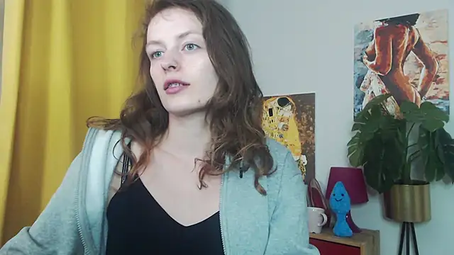 juicyNadine online show from 09.22.25