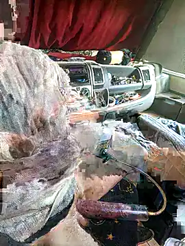 Snapshot of richa22cm chatting on 11.12.25 richa22cm online show from 11.12.25