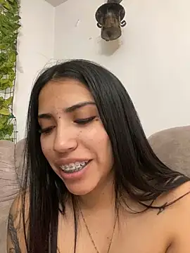 SaritaHot 69 online show from 12.26.24