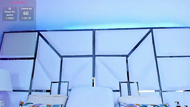 Snapshot of RileySweett chatting on 03.07.25 RileySweett online show from 03.07.25