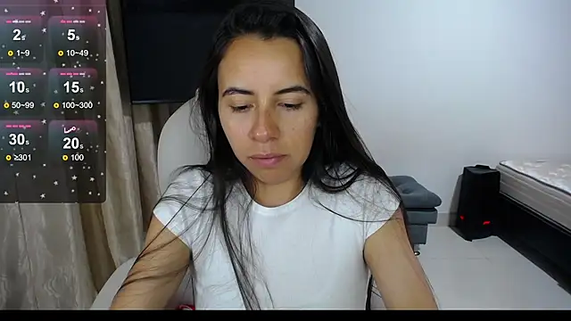 Snapshot of Mariam_Gomezxxx chatting on 02.11.25 Mariam Gomezxxx online show from 02.11.25