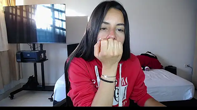 Snapshot of Mariam_Gomezxxx chatting on 09.20.25 Mariam Gomezxxx online show from 09.20.25