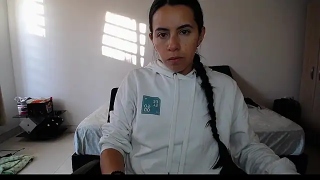 Snapshot of Mariam_Gomezxxx chatting on 10.07.25 Mariam Gomezxxx online show from 10.07.25