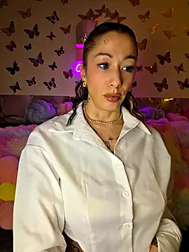 Snapshot of Chachou000 chatting on 03.24.26 Chachou000 online show from 03.24.26