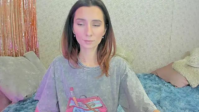 Snapshot of crystalnut chatting on 01.26.25 crystalnut online show from 01.26.25