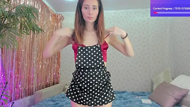 Snapshot of crystalnut chatting on 01.27.25 crystalnut online show from 01.27.25