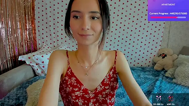 Snapshot of crystalnut chatting on 02.21.25 crystalnut online show from 02.21.25