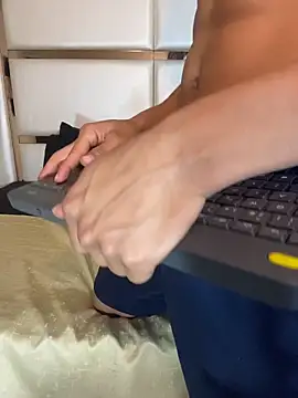 ALAN SANTHOS online show from 04.10.26