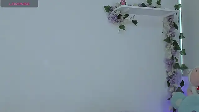 Baby Xian online show from 07.12.26