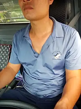 Snapshot of Vanilahirl chatting on 10.11.25 Vanilahirl online show from 10.11.25