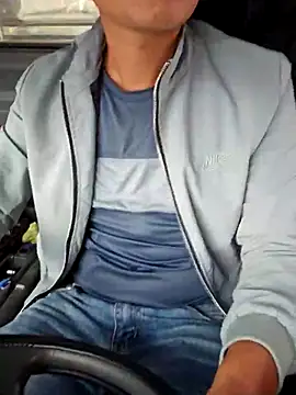 Snapshot of Vanilahirl chatting on 11.04.25 Vanilahirl online show from 11.04.25