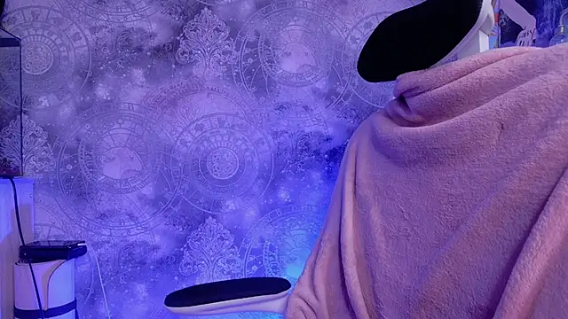 Sheila Hill  online show from 10.20.25