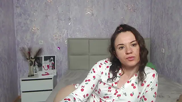 KaraCriegs online show from 01.30.25