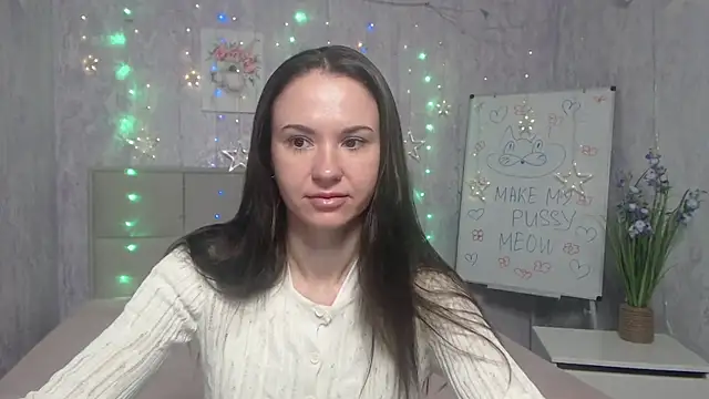 KaraCriegs online show from 09.30.25