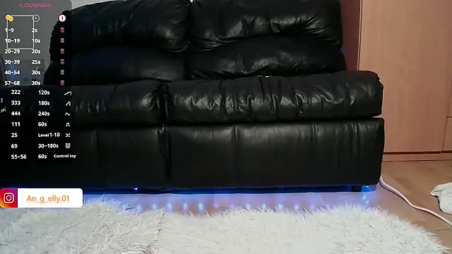 An g elly online show from 03.30.26