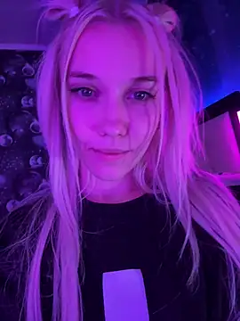 ShhhO O online show from 10.03.25