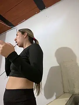 Iris love18 online show from 01.17.25
