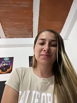 Iris love18 online show from 01.28.25