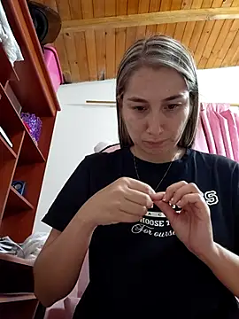 Iris love18 online show from 02.05.26