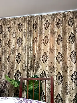 NadiraNoor online show from 01.28.25