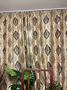 NadiraNoor online show from 02.10.25