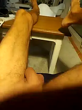 Snapshot of Fred_bo chatting on 10.23.25 Fred bo online show from 10.23.25