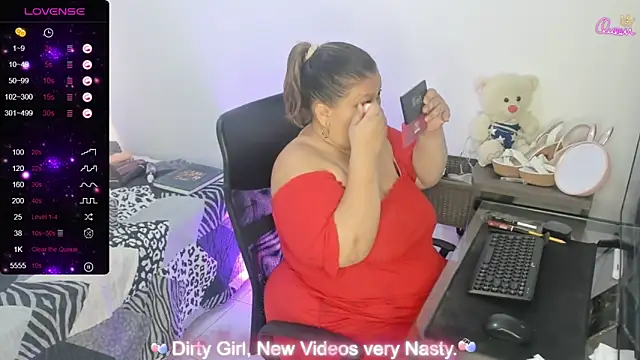 Snapshot of shannonbbw chatting on 02.01.26 shannonbbw online show from 02.01.26