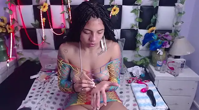 Snapshot of arianaa_tompsoon chatting on 12.21.24 arianaa tompsoon online show from 12.21.24