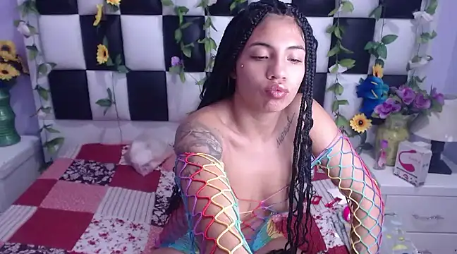 Snapshot of arianaa_tompsoon chatting on 12.27.24 arianaa tompsoon online show from 12.27.24