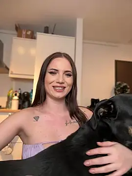 AvaGianna online show from 12.16.24