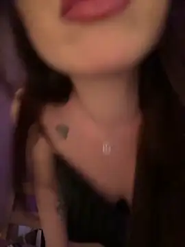 AvaGianna online show from 02.11.25