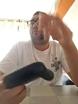 Javier bear online show from 10.02.25