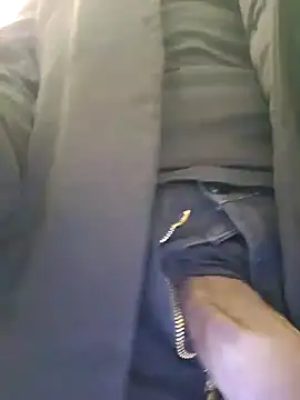 Snapshot of Kingkongding47 chatting on 02.18.25 Kingkongding47 online show from 02.18.25