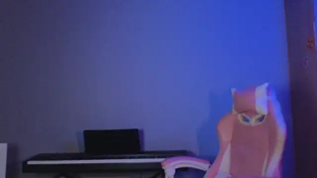 Snapshot of mollymila chatting on 02.28.25 mollymila online show from 02.28.25