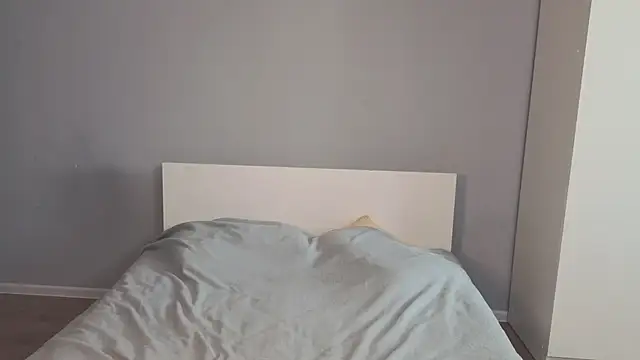 Snapshot of mollymila chatting on 09.20.25 mollymila online show from 09.20.25