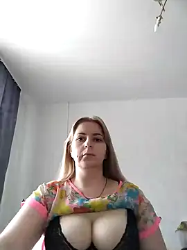 Lady nice cat online show from 01.30.25