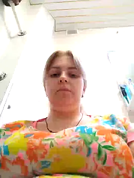 Lady nice cat online show from 02.13.25