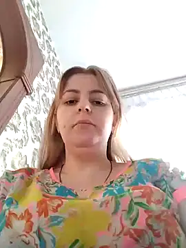 Lady nice cat online show from 02.15.25