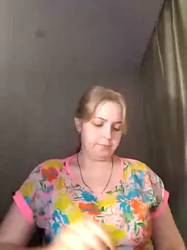 Lady nice cat online show from 02.19.25