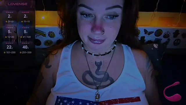 EllieOz online show from 12.23.24