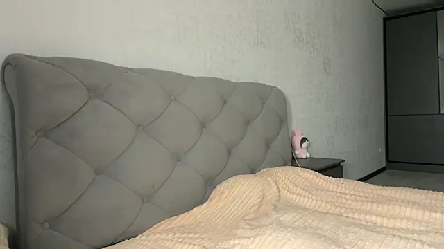 GracefulCharm online show from 02.19.25