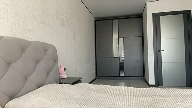 GracefulCharm online show from 03.22.25