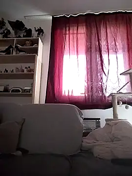 Snapshot of LauraBaby chatting on 10.19.25 LauraBaby online show from 10.19.25