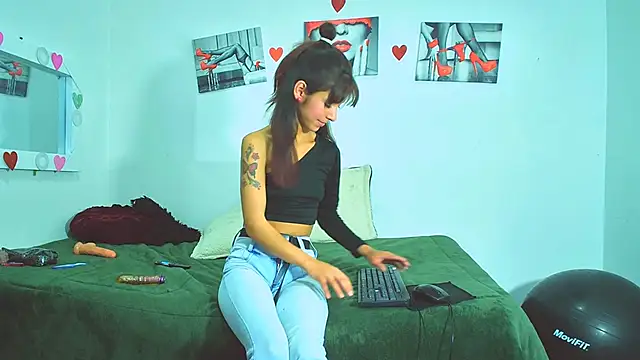 Snapshot of Tatis_Blux chatting on 01.17.25 Tatis Blux online show from 01.17.25