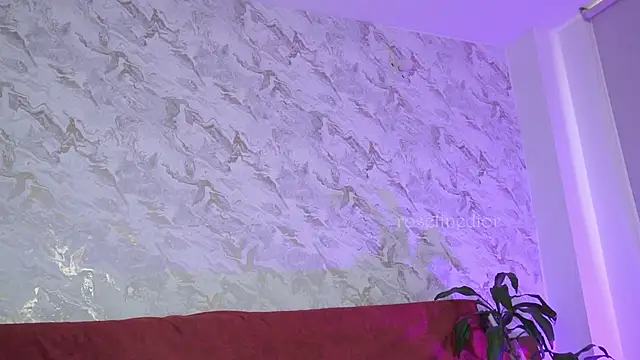 Snapshot of roselinedior chatting on 09.22.25 roselinedior online show from 09.22.25