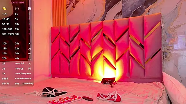 Snapshot of daddyissuesss_ chatting on 09.27.25 daddyissuesss online show from 09.27.25