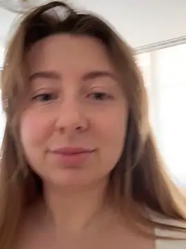 curvyflawless online show from 10.16.25