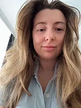 curvyflawless online show from 04.24.26